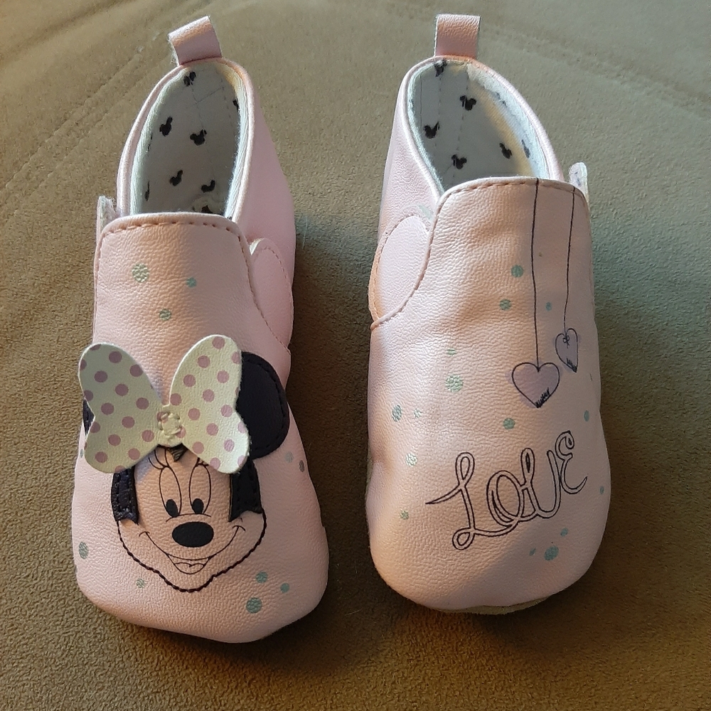 Baby Disney Minnie Mouse crib shoes